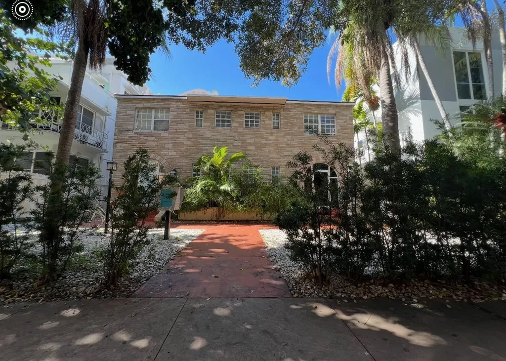 828 Pennsylvania Avenue Miami Beach FL 33139