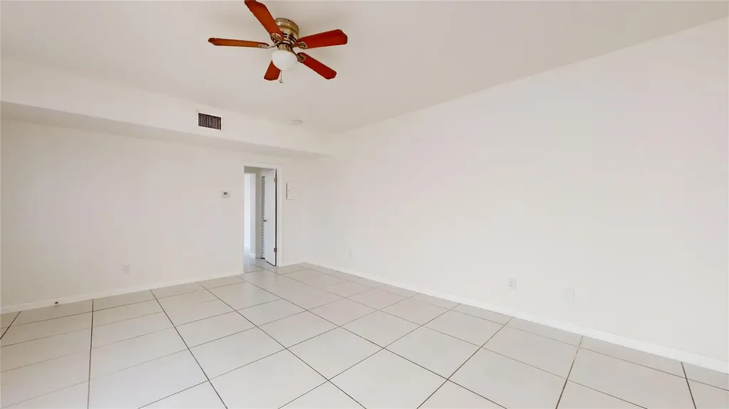 828 Pennsylvania Avenue Miami Beach FL 33139