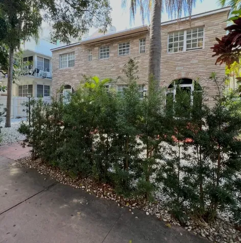 828 Pennsylvania Avenue Miami Beach FL 33139