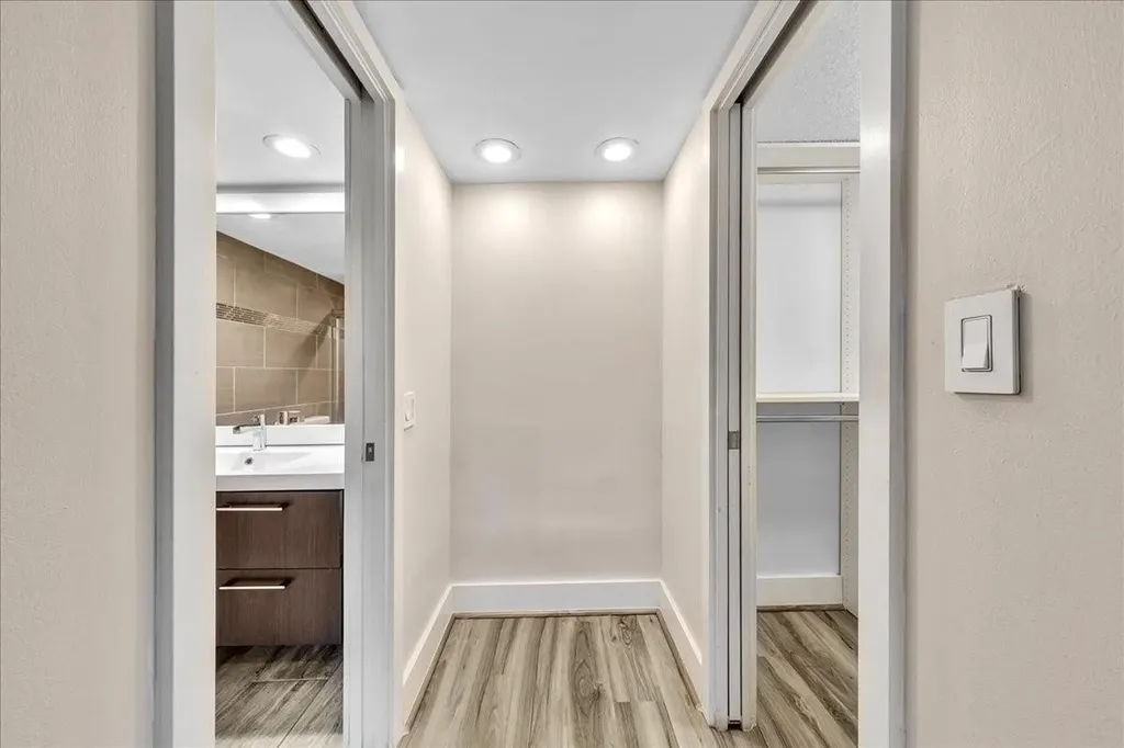 3520 Oaks Way Pompano Beach FL 33069