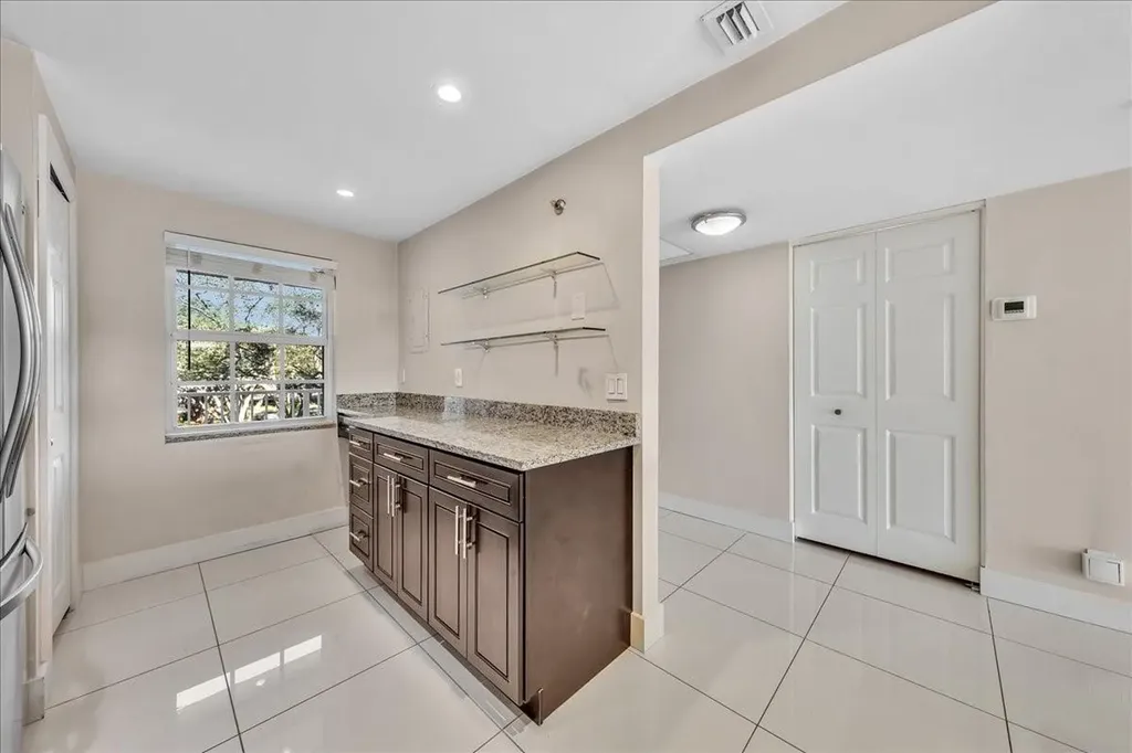 3520 Oaks Way Pompano Beach FL 33069