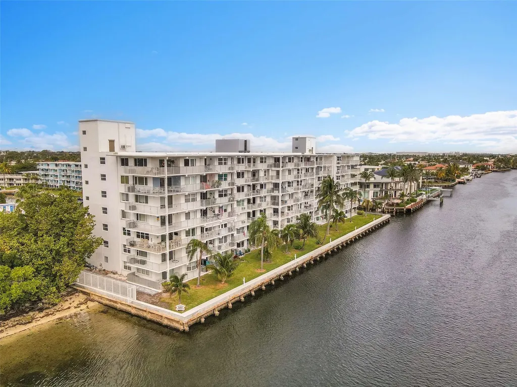 1536 SE 15th Court Deerfield Beach FL 33441