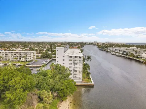 1536 SE 15th Court Deerfield Beach FL 33441