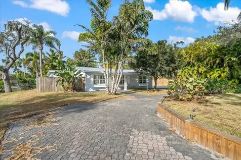9670 Mockingbird Micco FL 32976