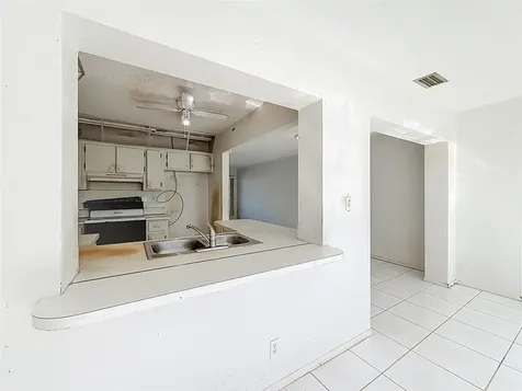 8310 NW 59th Court Tamarac FL 33321