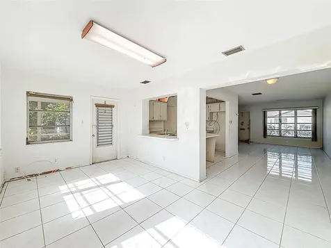 8310 NW 59th Court Tamarac FL 33321