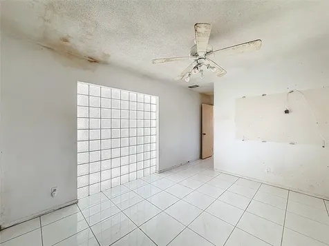8310 NW 59th Court Tamarac FL 33321