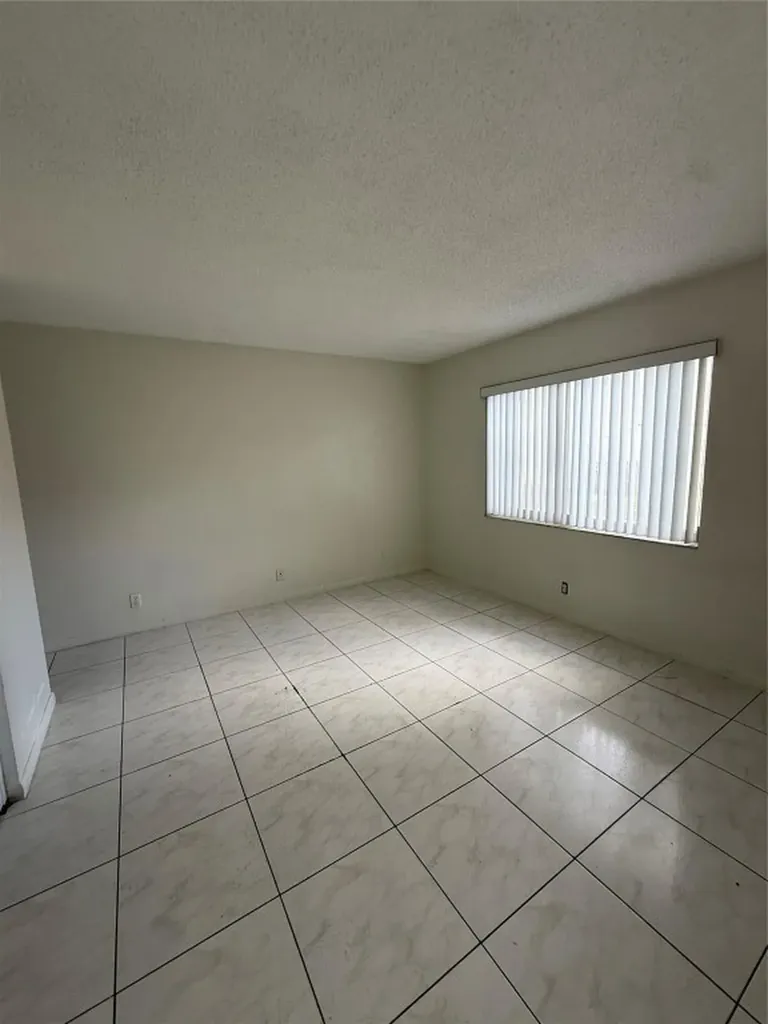 10201 NW 35th Street Coral Springs FL 33065