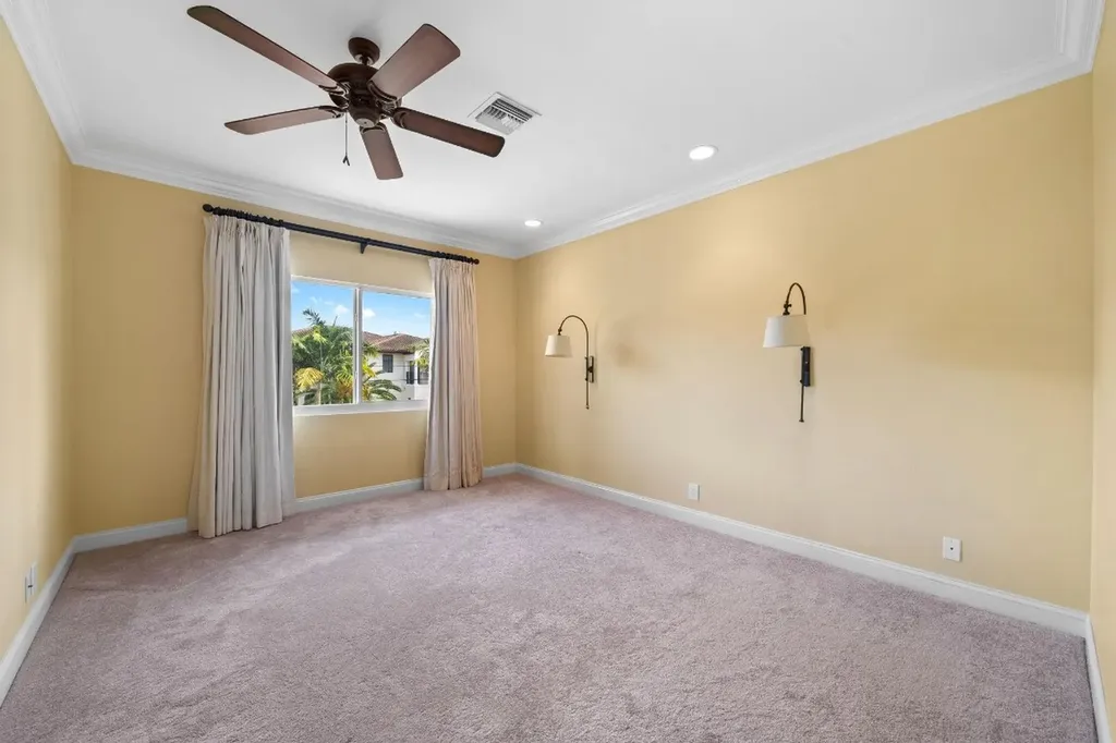 3741 NE 31st Avenue Lighthouse Point FL 33064