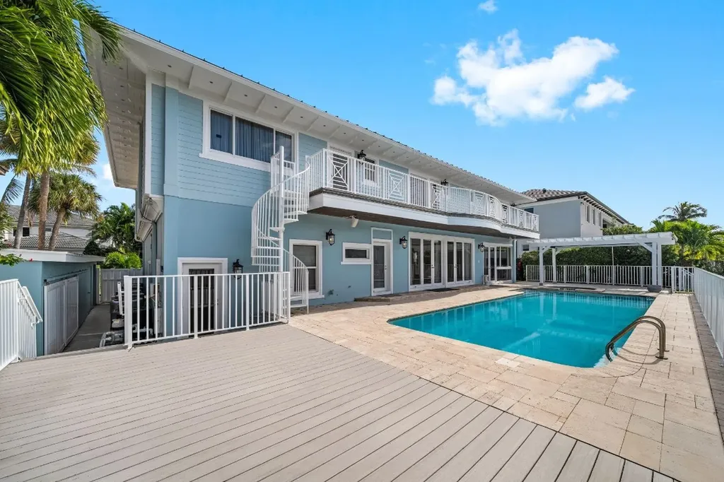 3741 NE 31st Avenue Lighthouse Point FL 33064