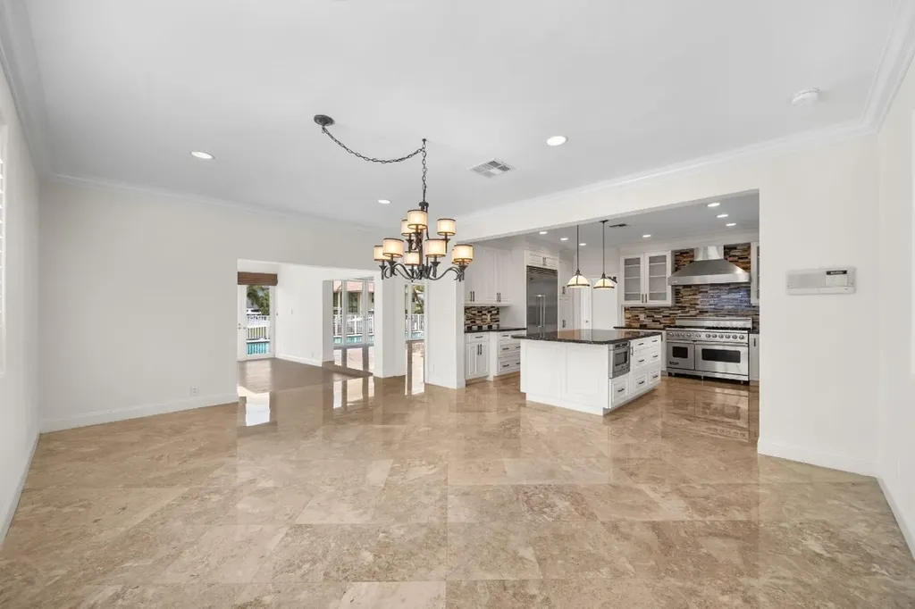 3741 NE 31st Avenue Lighthouse Point FL 33064