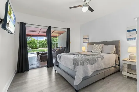 6375 SW 29th Street Miami FL 33155