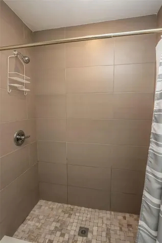6375 SW 29th Street Miami FL 33155