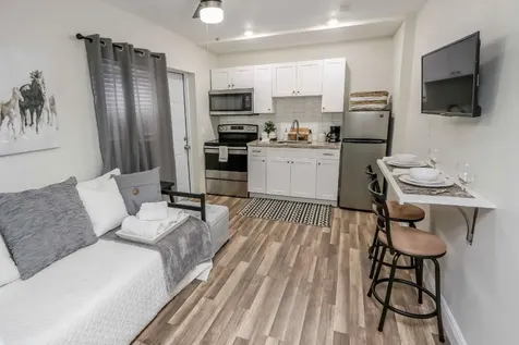 6375 SW 29th Street Miami FL 33155