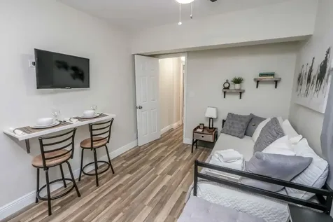 6375 SW 29th Street Miami FL 33155