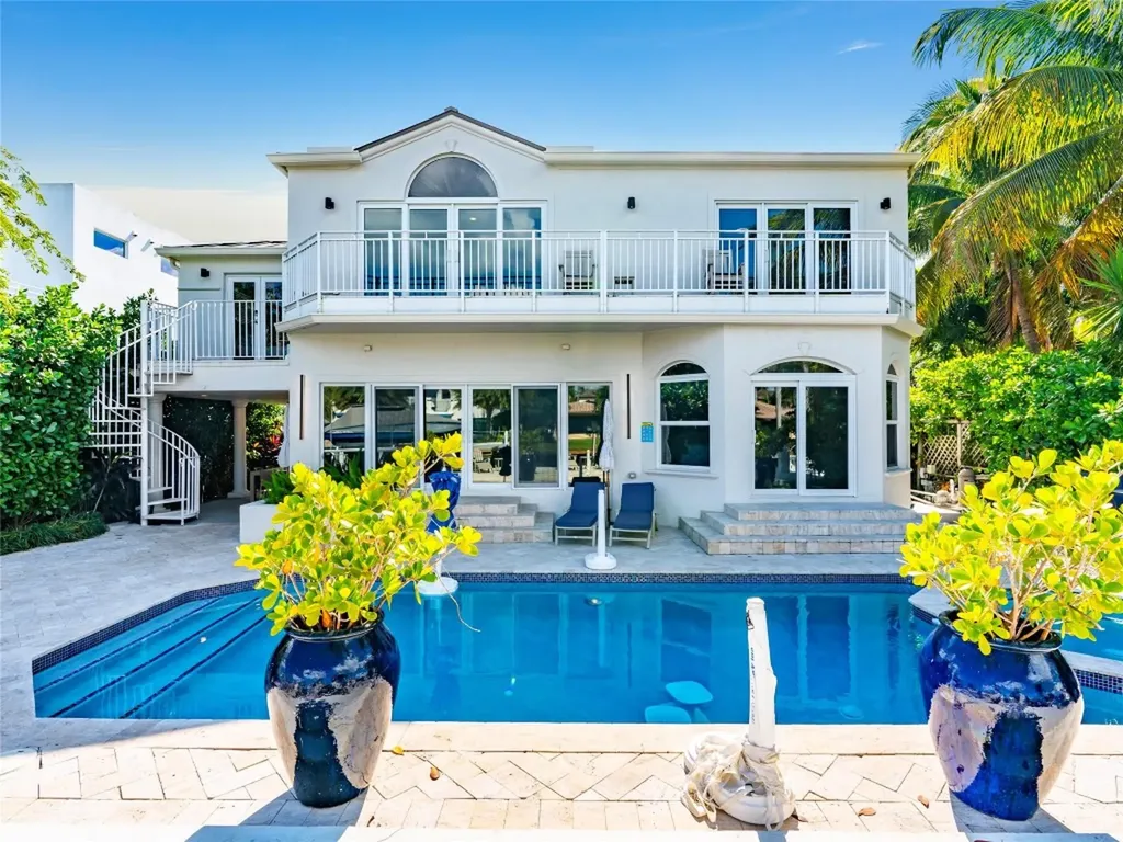 2615 E Las Olas Boulevard Fort Lauderdale FL 33301