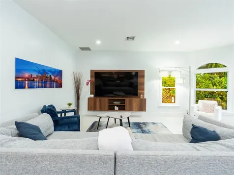 2615 E Las Olas Boulevard Fort Lauderdale FL 33301