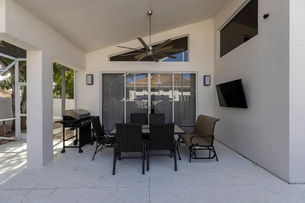 6391 NW 23rd Lane Boca Raton FL 33434