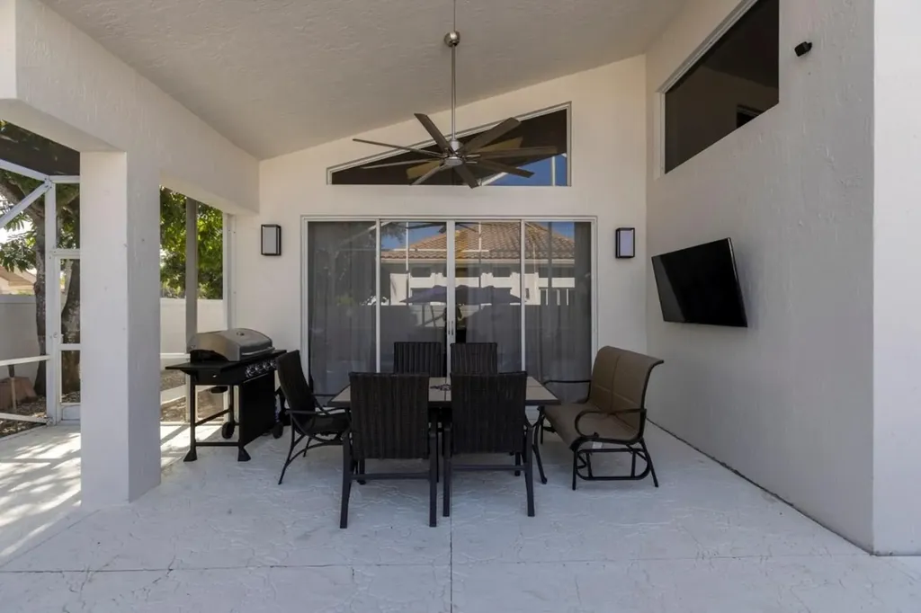 6391 NW 23rd Lane Boca Raton FL 33434