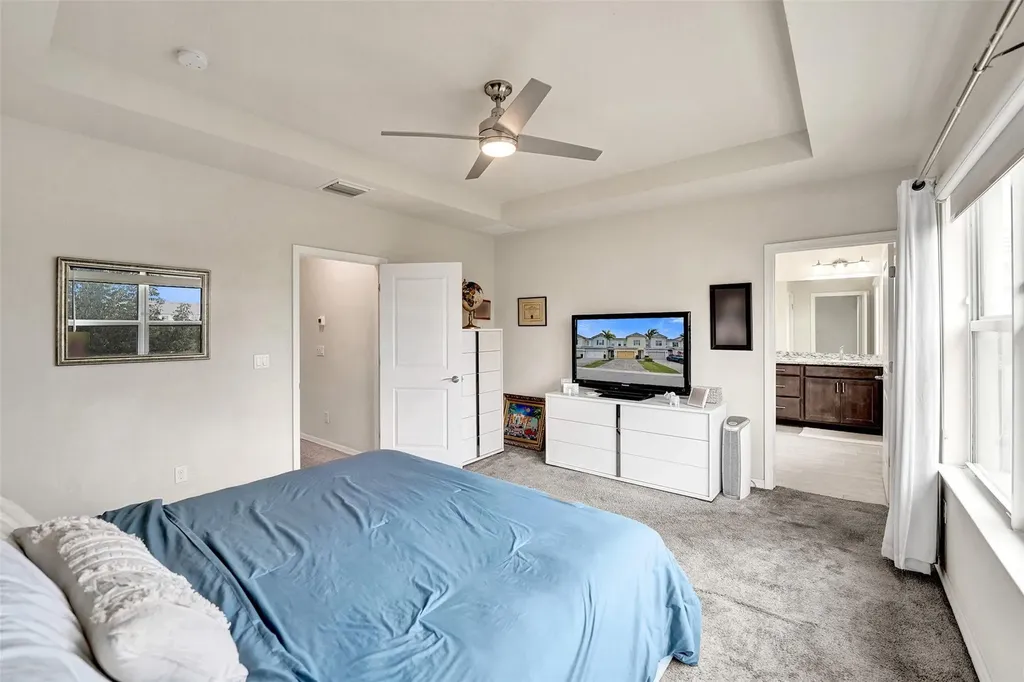 5068 Greenway Drive Hollywood FL 33021