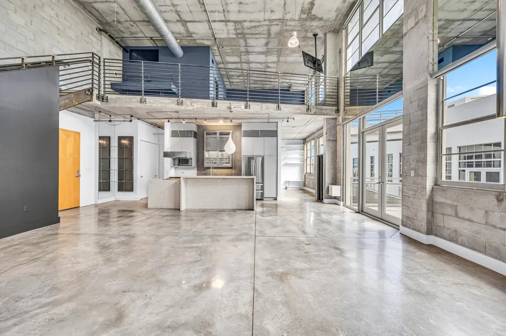 445 N Andrews Avenue Fort Lauderdale FL 33301