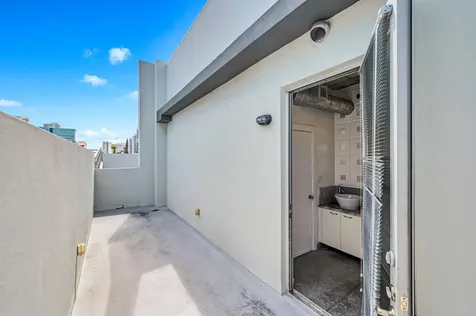 445 N Andrews Avenue Fort Lauderdale FL 33301