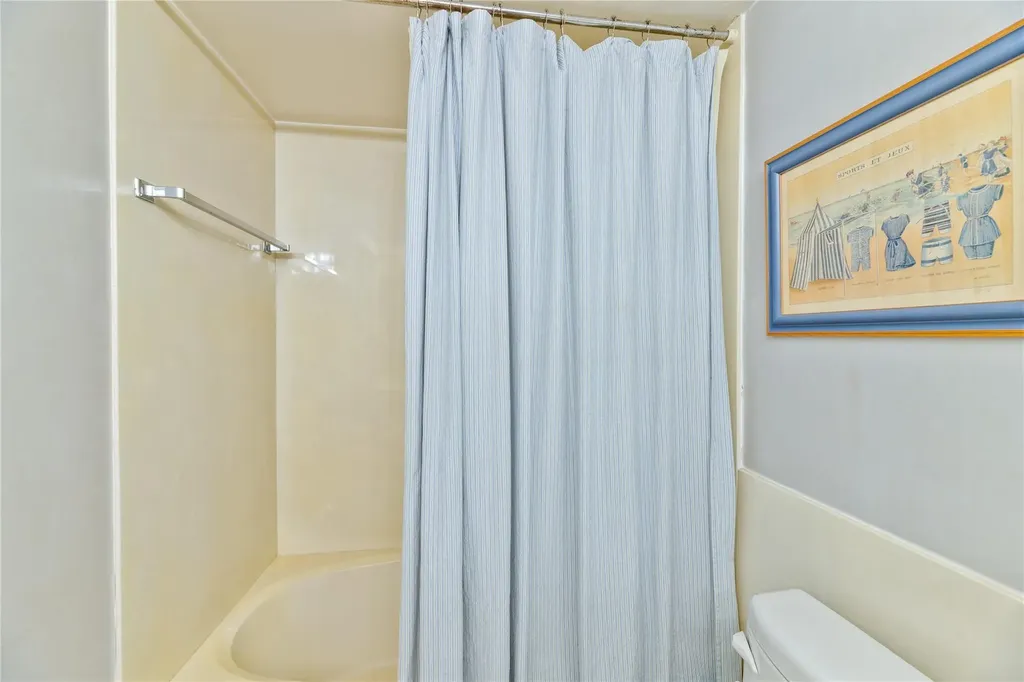 1021 Hillsboro Mile Hillsboro Beach FL 33062