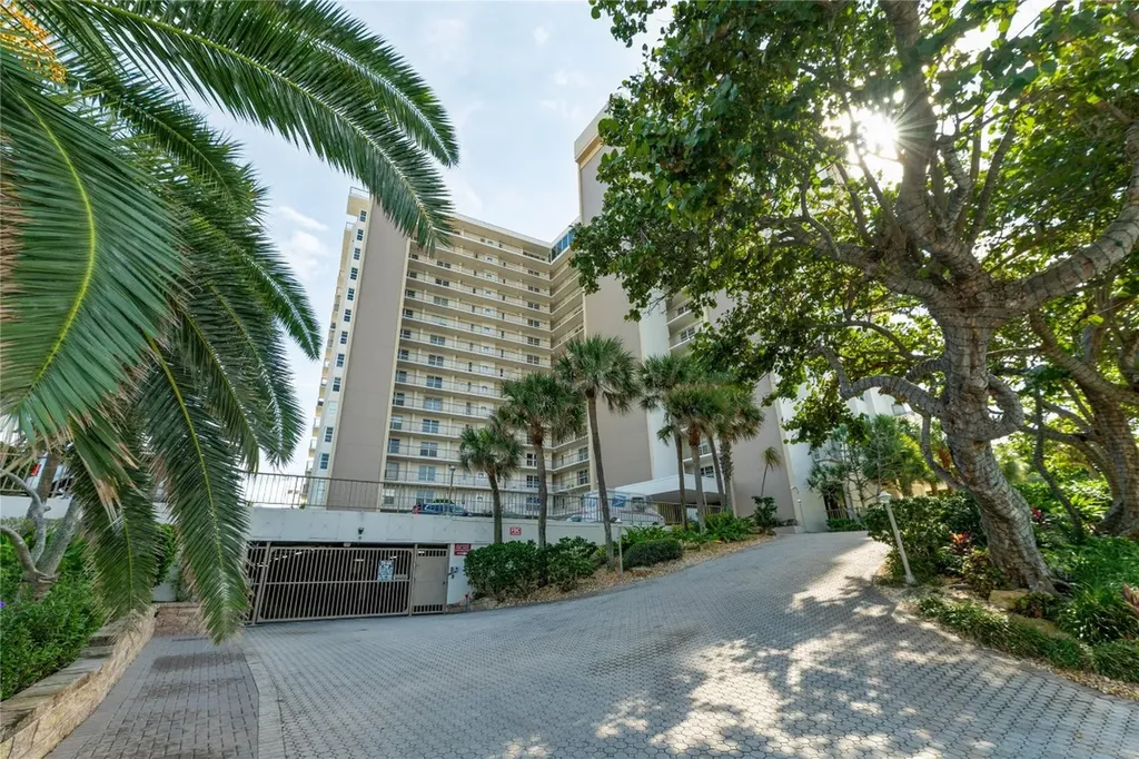 1021 Hillsboro Mile Hillsboro Beach FL 33062
