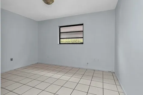 2826-2828 SW 32nd Court Miami FL 33133
