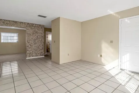 2826-2828 SW 32nd Court Miami FL 33133