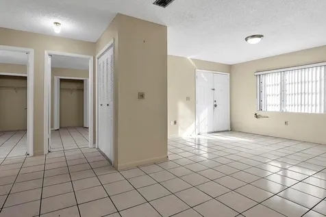 2826-2828 SW 32nd Court Miami FL 33133
