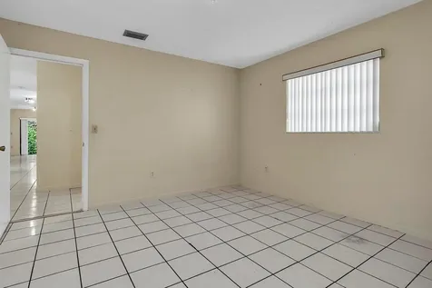 2826-2828 SW 32nd Court Miami FL 33133
