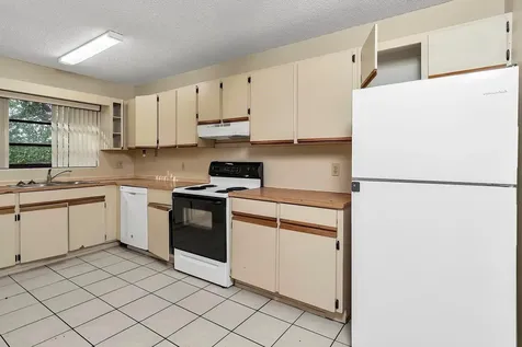 2826-2828 SW 32nd Court Miami FL 33133