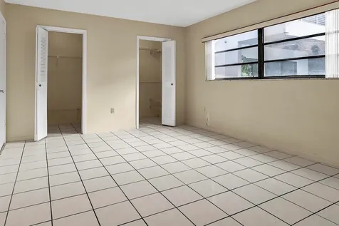 2826-2828 SW 32nd Court Miami FL 33133