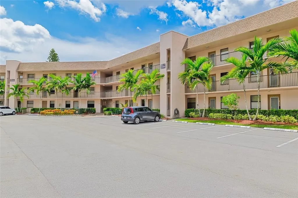 10304 Sunrise Lakes Boulevard Sunrise FL 33322
