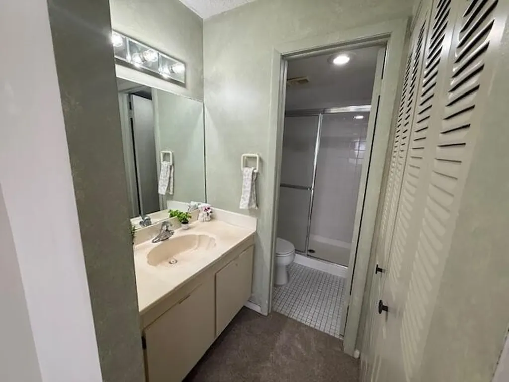 10304 Sunrise Lakes Boulevard Sunrise FL 33322