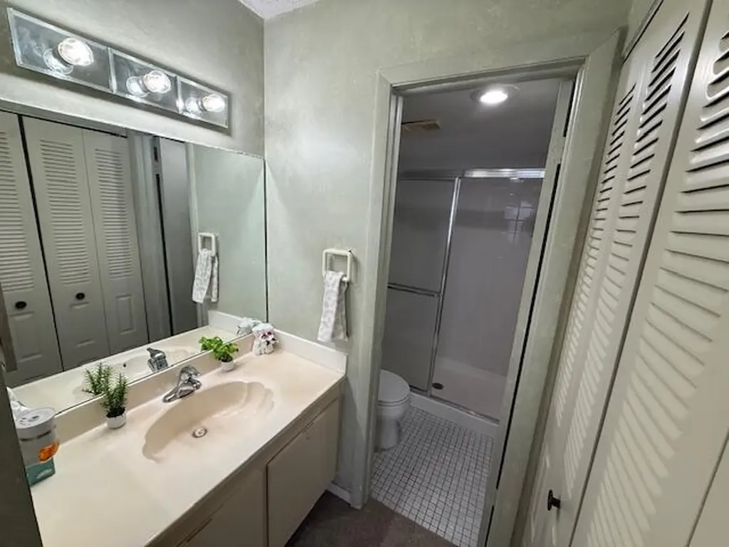10304 Sunrise Lakes Boulevard Sunrise FL 33322