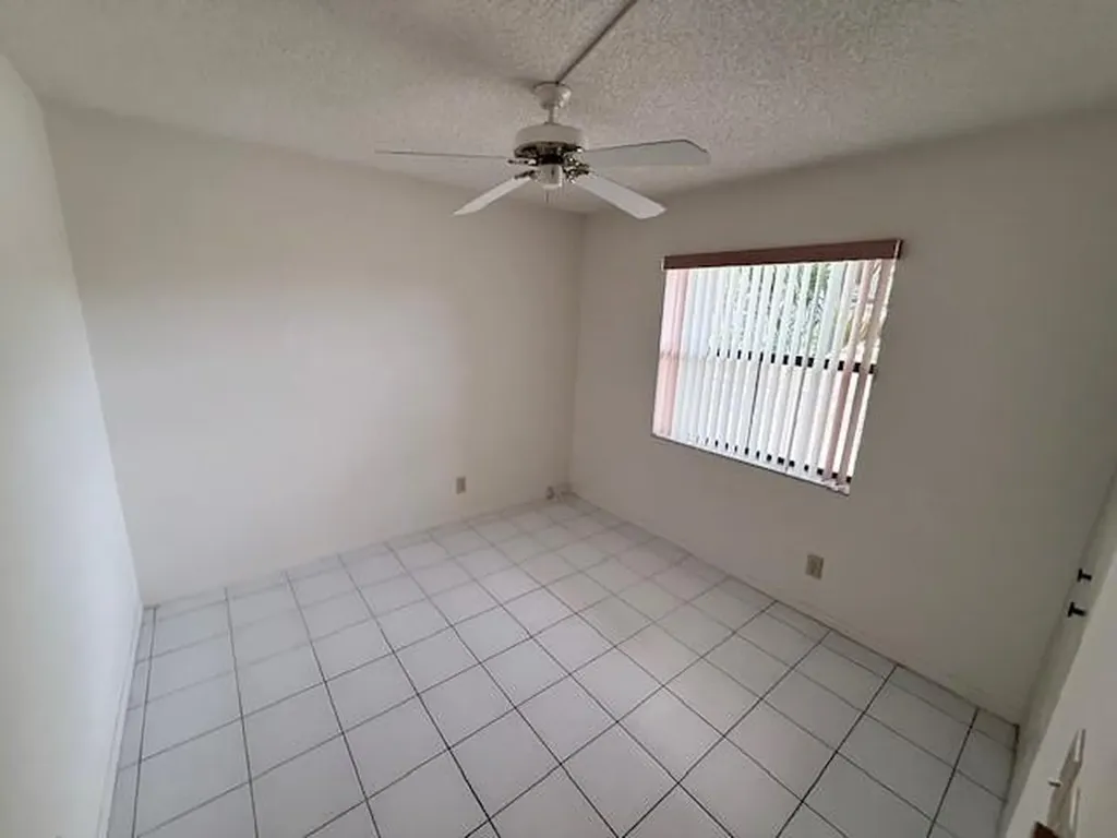 10304 Sunrise Lakes Boulevard Sunrise FL 33322