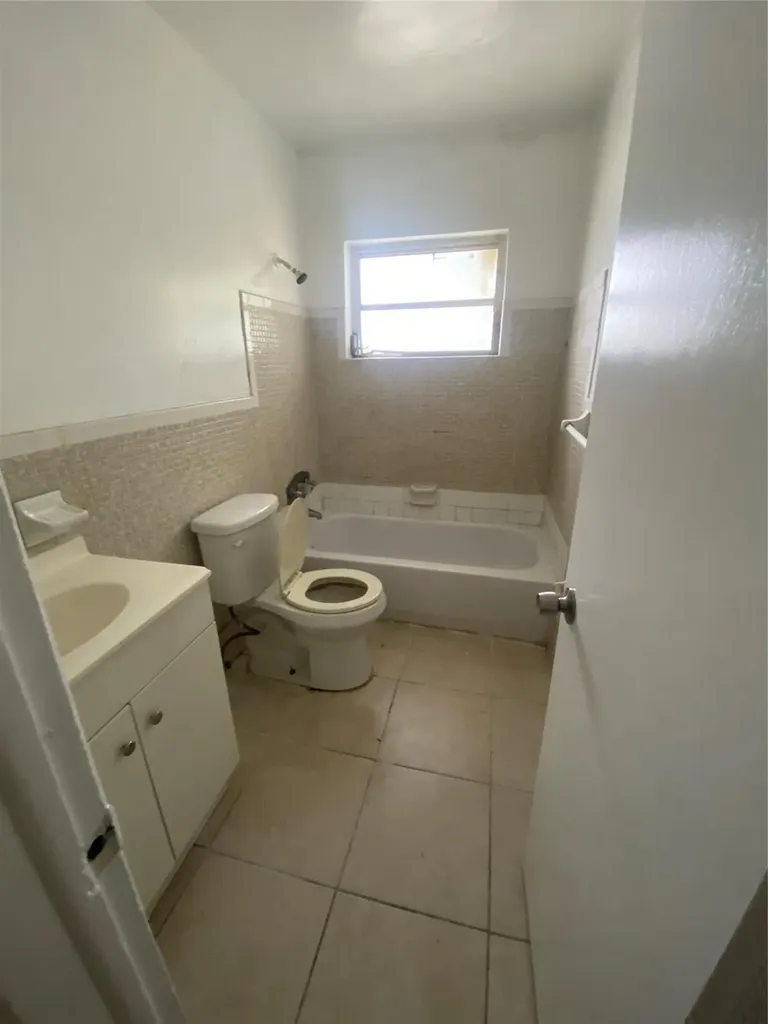 751 NW 5th Street Fort Lauderdale FL 33311