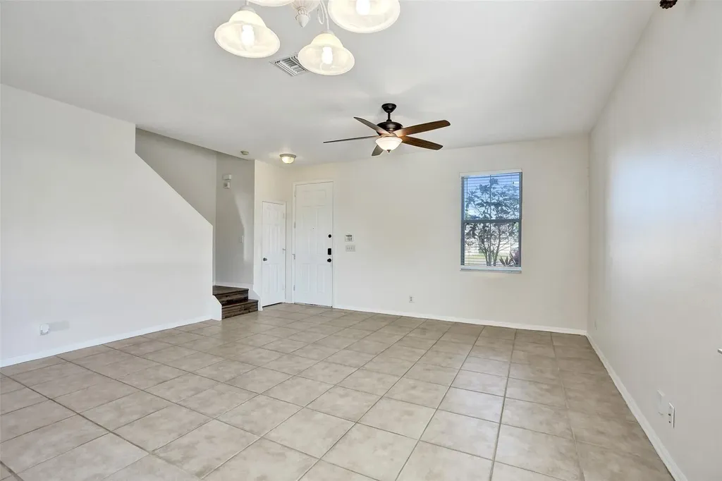 864 SW Java Avenue Port St Lucie FL 34953