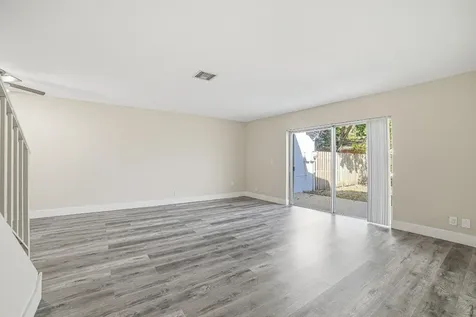 7903 SW 9th Street North Lauderdale FL 33068