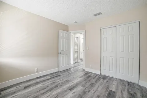 7903 SW 9th Street North Lauderdale FL 33068