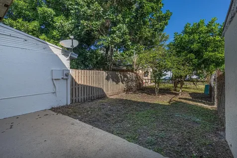 7903 SW 9th Street North Lauderdale FL 33068