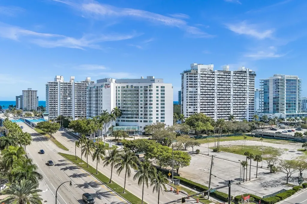 2670 E Sunrise Boulevard Fort Lauderdale FL 33304