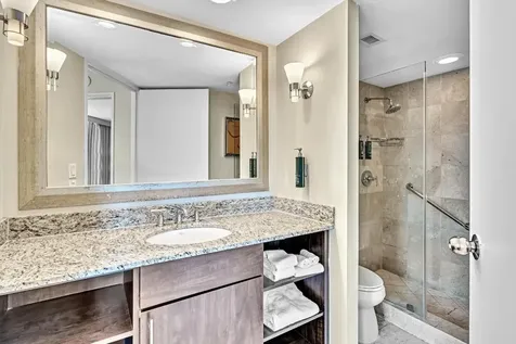 2670 E Sunrise Boulevard Fort Lauderdale FL 33304