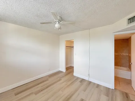 113 Royal Park Drive Oakland Park FL 33309