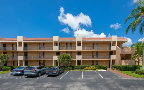 5926 Coral Lake Drive Margate FL 33063