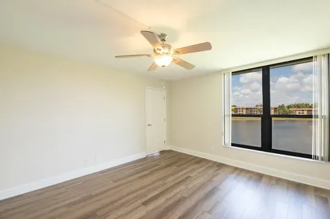 5926 Coral Lake Drive Margate FL 33063