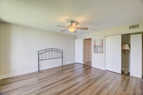 5926 Coral Lake Drive Margate FL 33063