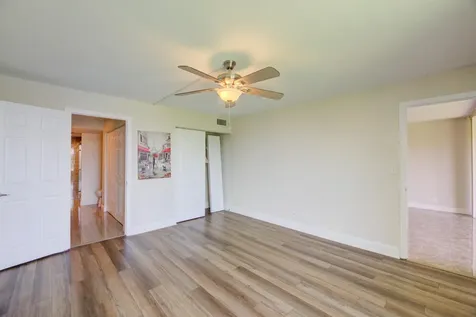 5926 Coral Lake Drive Margate FL 33063